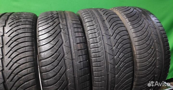 Michelin Pilot Alpin PA4 225/45 R18 95V