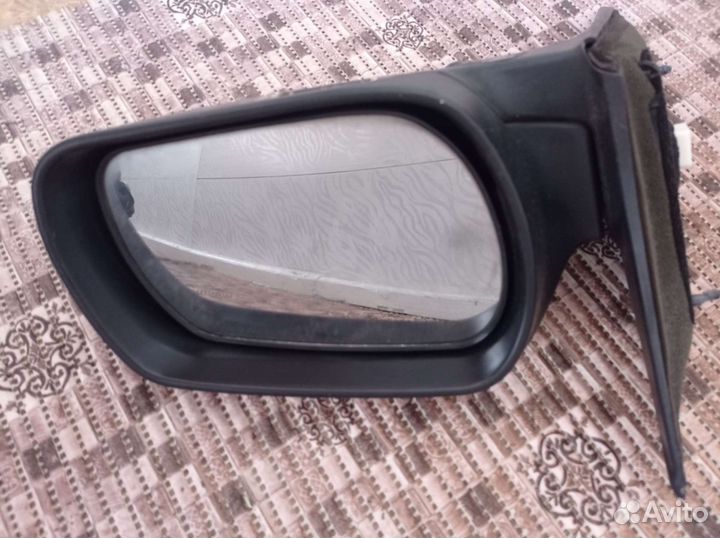 Зеркало заднего вида, правое Мазда 3 Bk