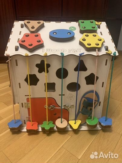 Деревянный домик детям от 2 до 3 лет