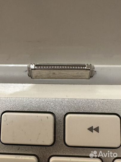 Клавиатура (док станция) для iPad