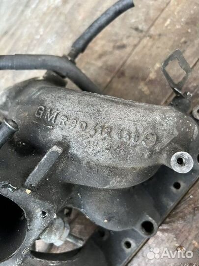 Впускной коллектор Opel Omega B 1994-1999