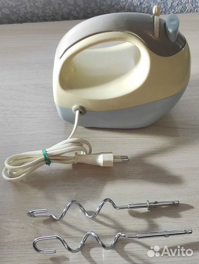 Миксер magnit RMM-2323