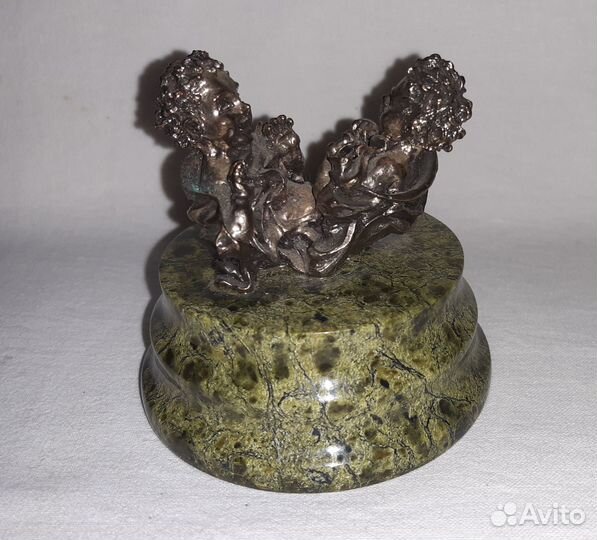 Статуэтка/пресс-папье