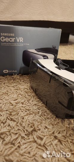 Очки виртуальной реальности Samsung gear vr