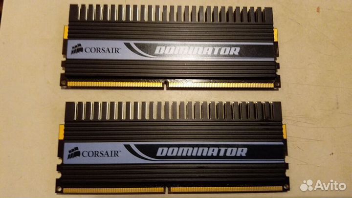Оперативная память DDR2 Corsair