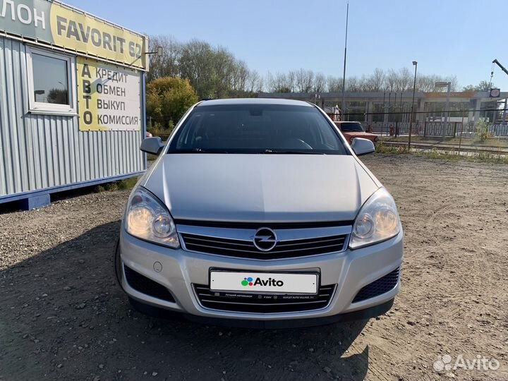 Opel Astra 1.8 МТ, 2012, 164 000 км