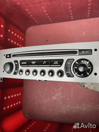 Peugeot 308 магнитола