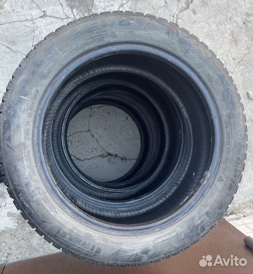 Pirelli Ice Zero 235/50 R18