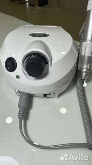 Аппарат для маникюра и педикюра