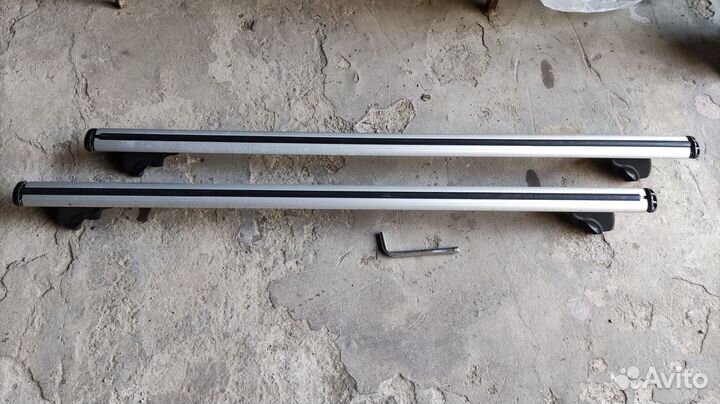 Поперечины фирмы Lux на рейлинги