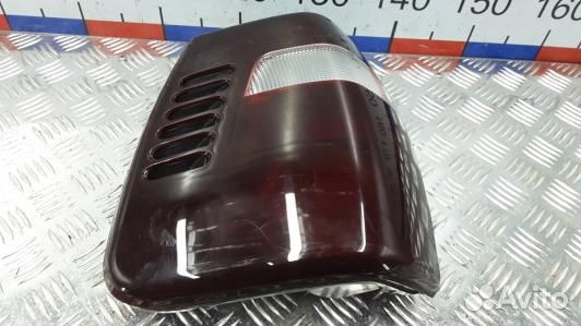 Фонарь задний правый jeep grand cherokee WJ (OSE12