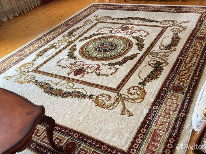 Ковер шерстяной