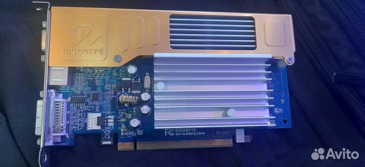 Видеокарта GeForce 8400 GS 256Mb 800Mhz 64 bit