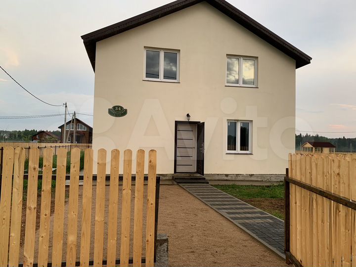 Дом 180 м² на участке 12 сот.