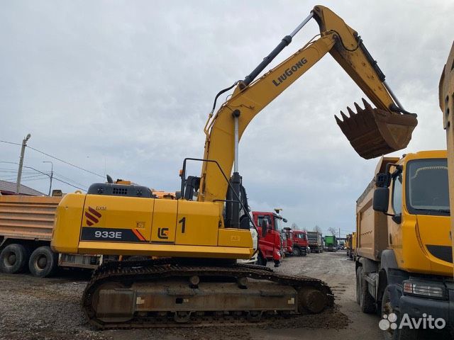 Гусеничный экскаватор LiuGong CLG933E, 2022