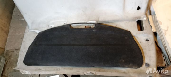 Задняя полка Фольксваген Пассат Б5 седан