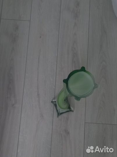 Утончённая ваза- цветное стекло