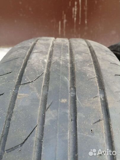 Bridgestone Turanza T001 215/60 R16
