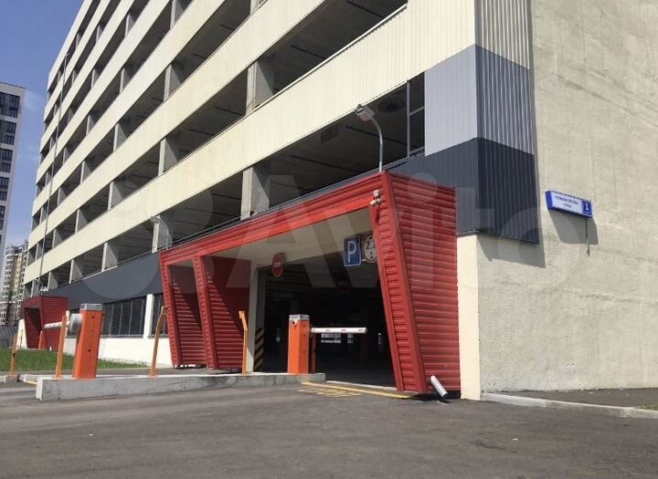 Машиноместо, 14 м²