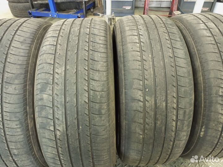 Yokohama dB Decibel E70 215/55 R17 93V