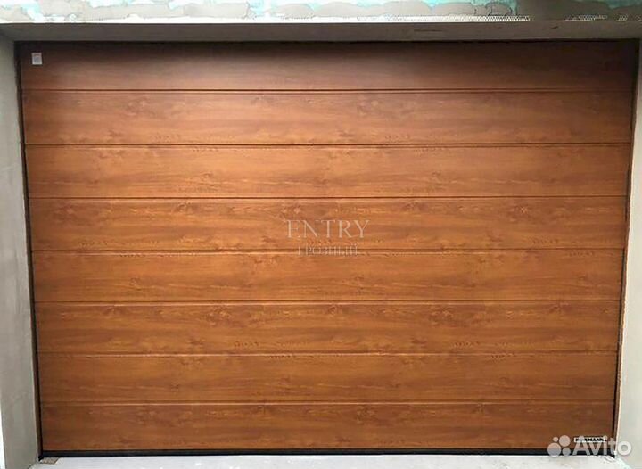 Ворота гаражные секционные