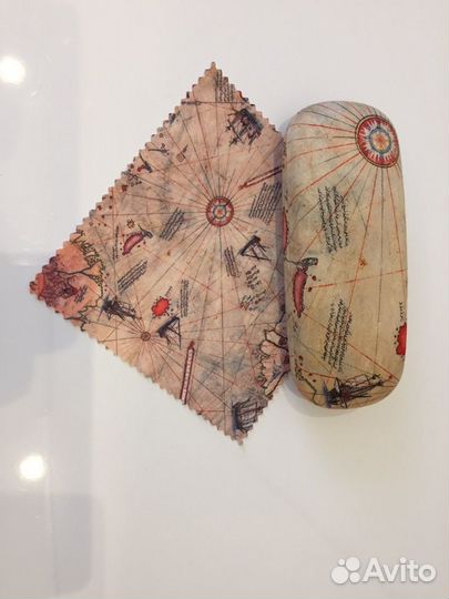 Футляр для очков