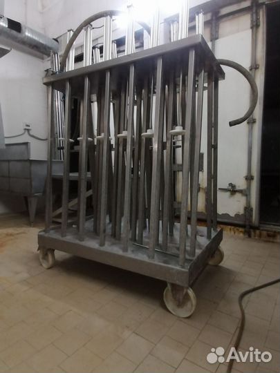 Пресс для сыра пневматический