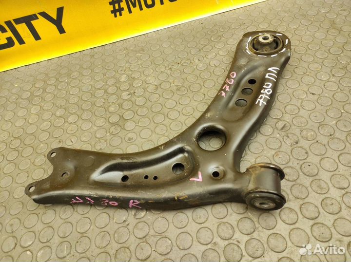 Рычаг передний правый Audi A3 8VA cxsa 1.4 TSI