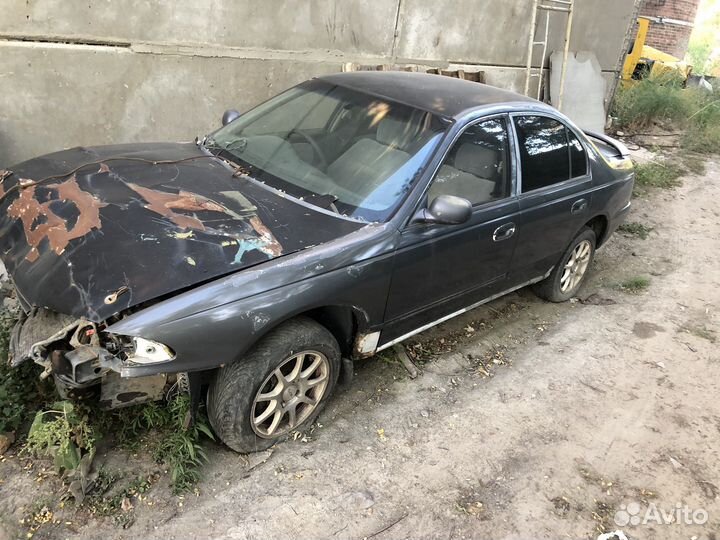 В разбор на запчасти Mitsubishi Eterna