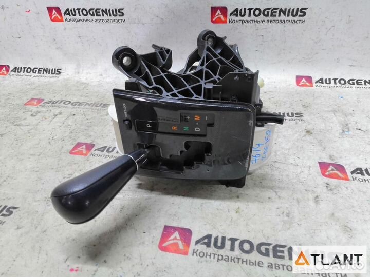 Селектор АКПП toyota corolla rumion