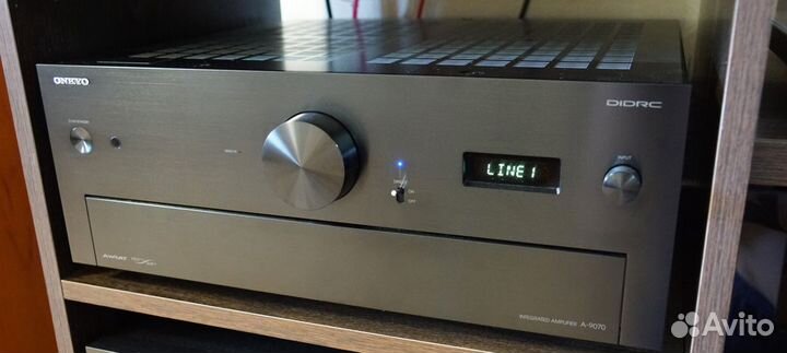 Усилитель Onkyo A-9070