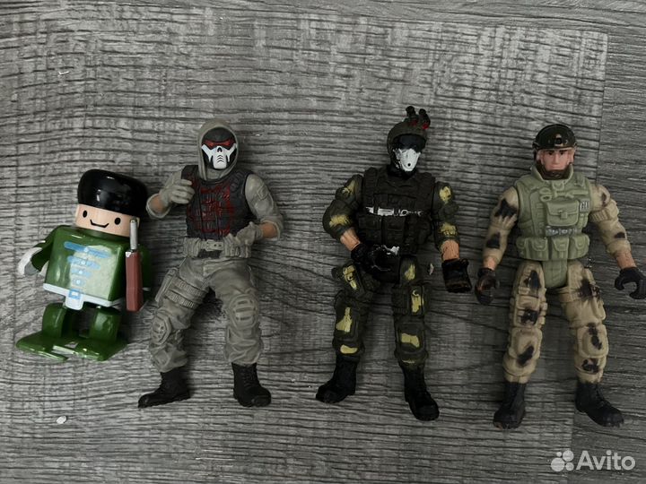 Фигурки солдатиков