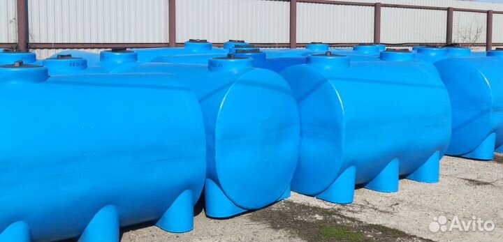 Пластиковая ёмкость 300 литров