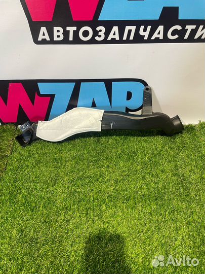 Воздуховод печки Ford Mustang 6 рест. 2019