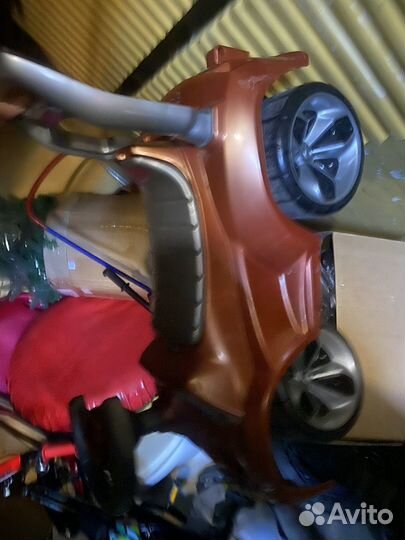 Машинка каталка толокар
