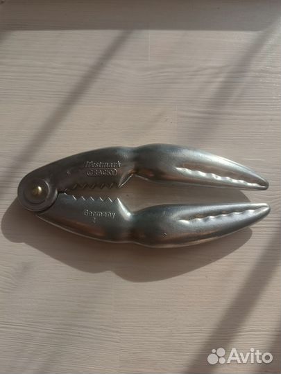 Орехоколка