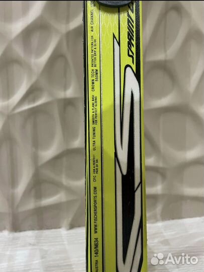 Лыжи беговые Fisher + палки + ботинки