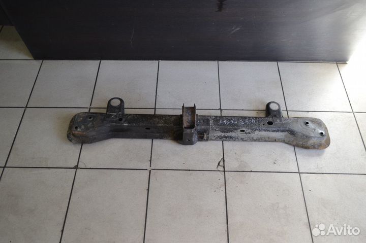 Балка под радиатор Dodge Stratus 1