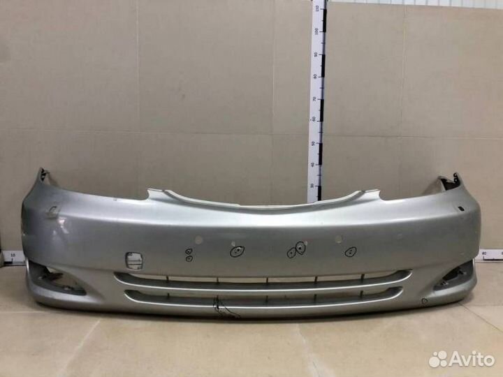 Бампер передний Toyota Camry