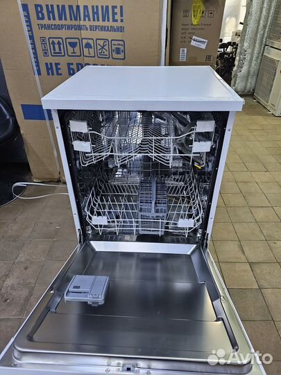 Новая посудомоечная машина 60 см
