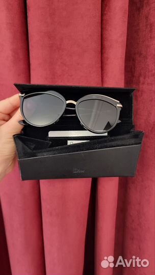 Солнцезащитные очки женские Dior
