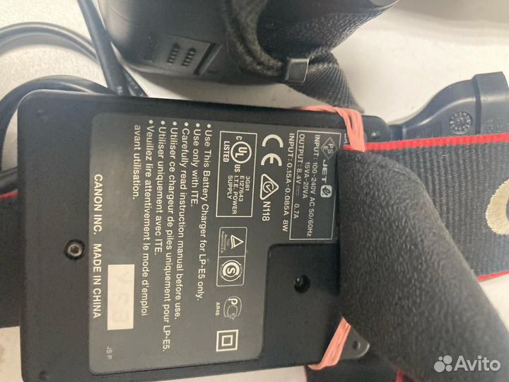 Canon EOS 500D / (Б)