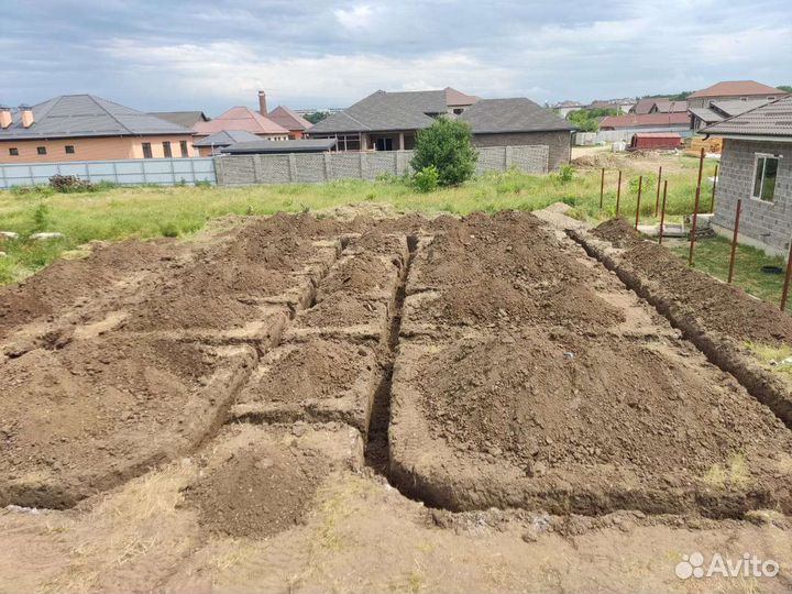 Услуги Мини экскаватор. Услуги бурение свай Ямобур