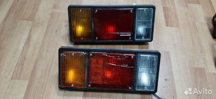 Задние фонари