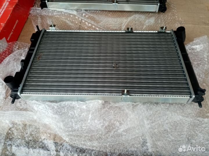 Радиатор охлаждения Ваз 2190 Гранта