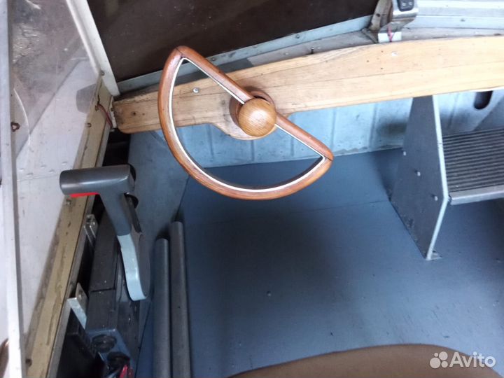 Моторная лодка