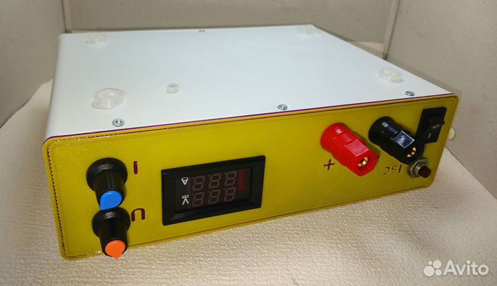 Лабораторный блок питания