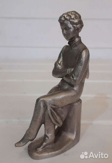 Статуэтки из силумина