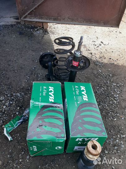 Стойки, пружины, пыльники