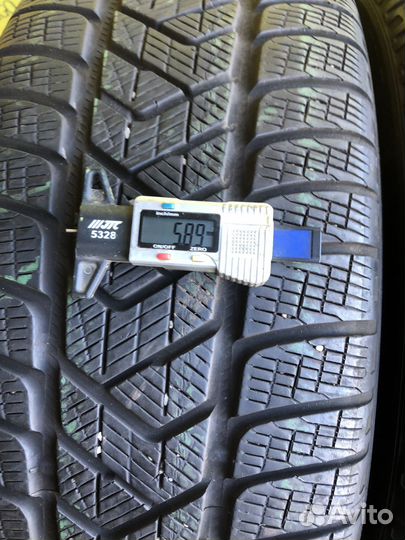 Pirelli Scorpion Winter 235/55 R20 105H